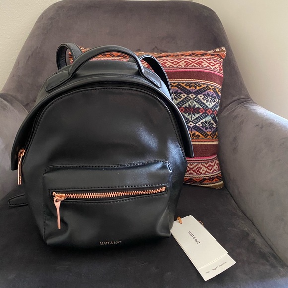matt and nat bali mini backpack